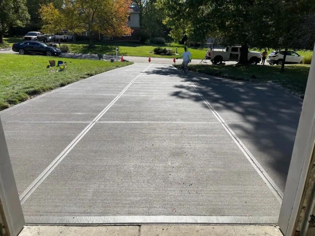 An image of a concrete driveway